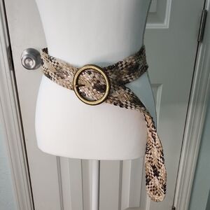 Woven Tan Braided Suede Belt with Gold Buckle And Metalic Accents.  Self Adjusti